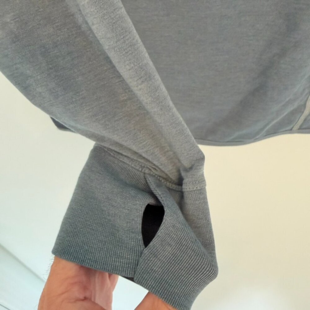 πββοΈ Nike Dri-FIT Running 1/2-Zip Hoodie β Reflective Gray (Size M) - Picture 6 of 6